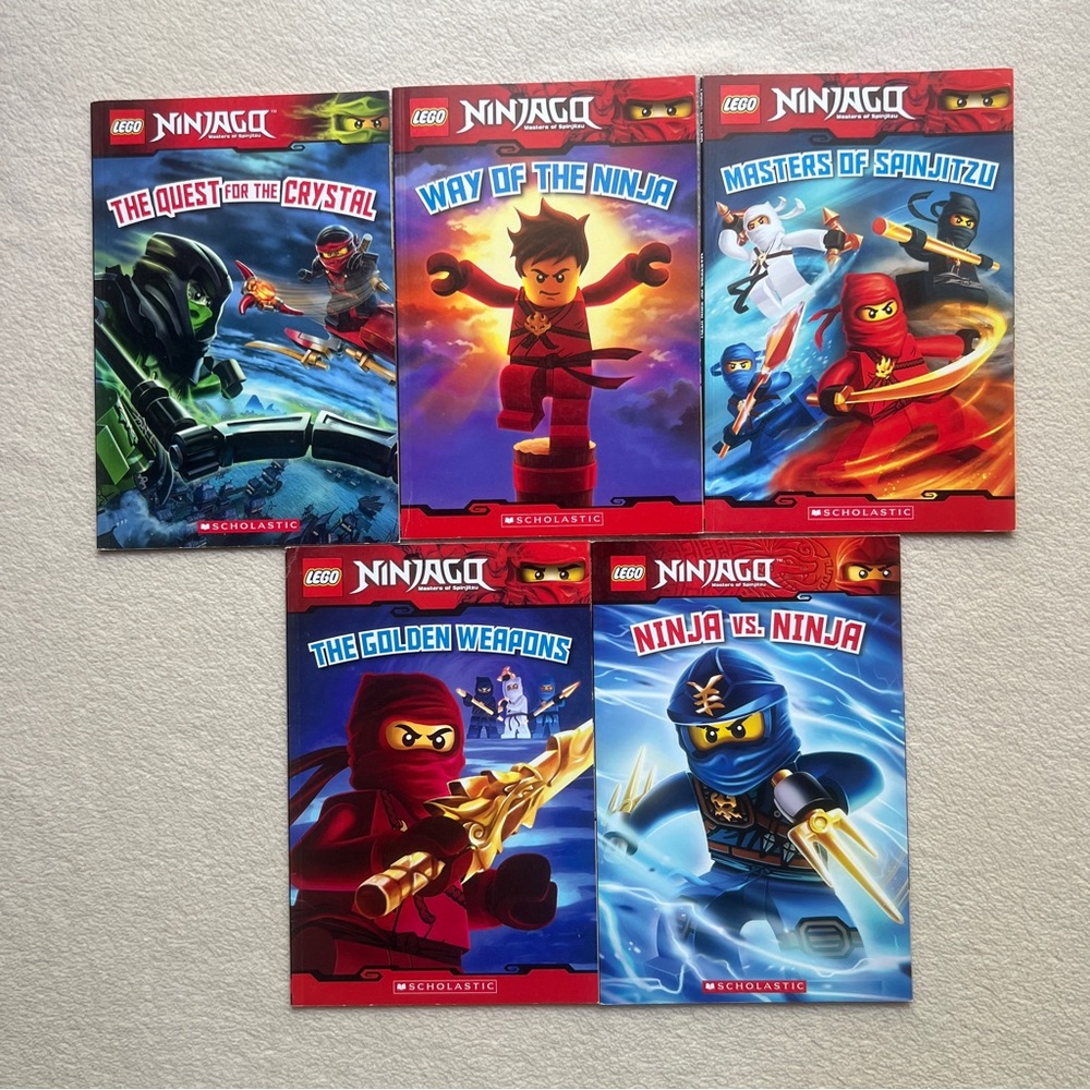 Ninjago Lego Paper Books Set of 5 The Quest For The Crystal Scholastic - Picture 2 of 9